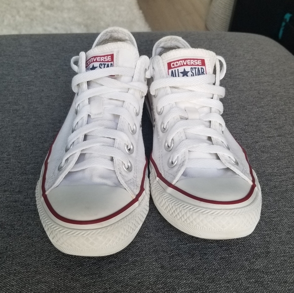 Converse Shoes - White Converse Sneakers (Size 6 - 23.5 cm)